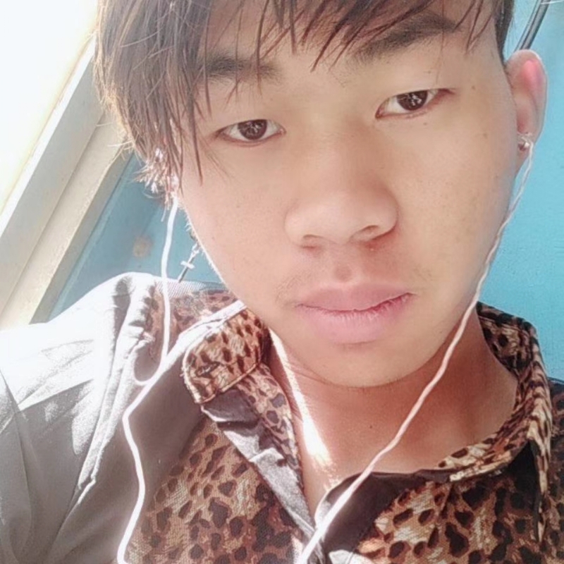 少年不在少的第三张照片--蓝颜知己交友网