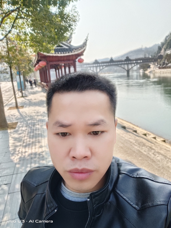 啊锦的第一张照片--蓝颜知己交友网