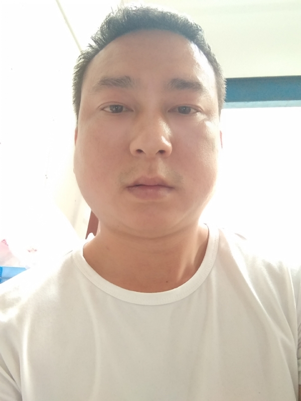大叔的第一张照片--蓝颜知己交友网