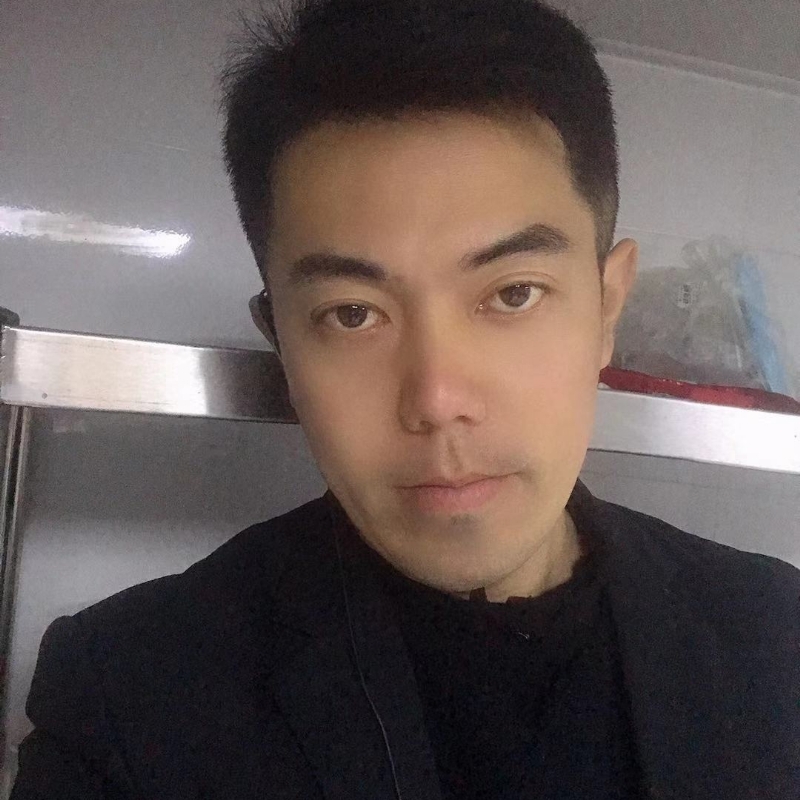 李龙的第二张照片--蓝颜知己交友网