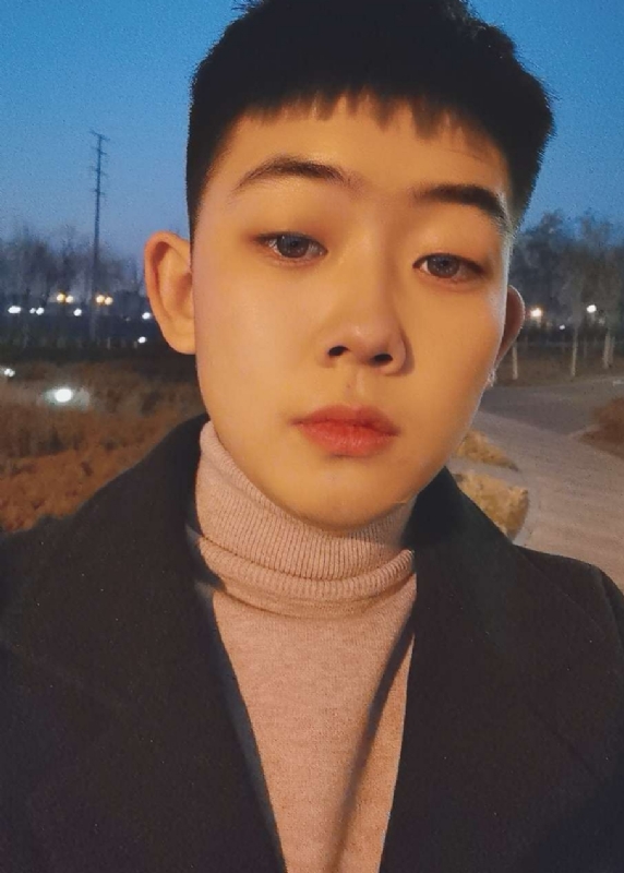 我有点吃不消的第三张照片--蓝颜知己交友网