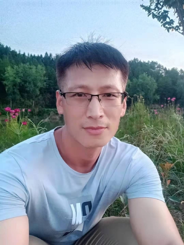 零零柒的第一张照片--蓝颜知己交友网