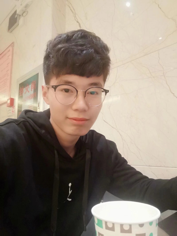 小张的第一张照片--蓝颜知己交友网