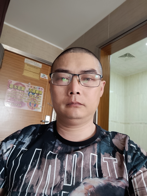 心梦无痕的第一张照片--蓝颜知己交友网