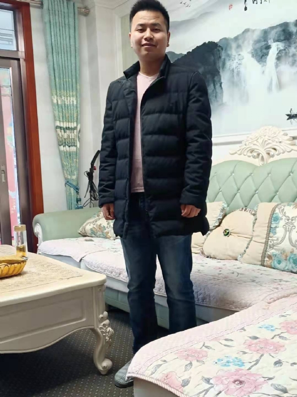 为爱奋斗的第一张照片--蓝颜知己交友网