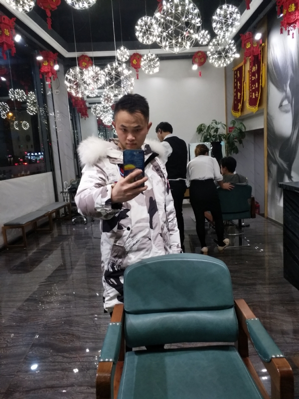 简单的第一张照片--蓝颜知己交友网