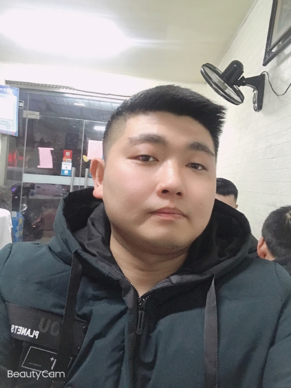 回忆是个小孩的第一张照片--蓝颜知己交友网