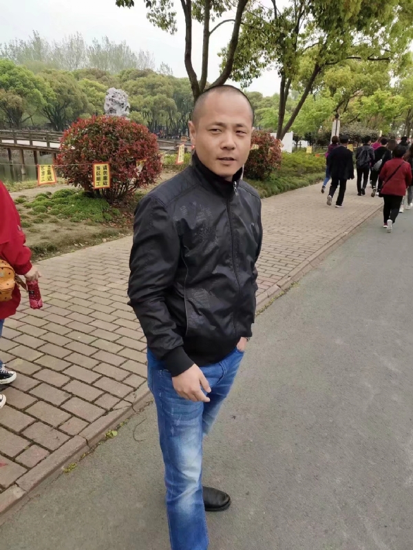 傻子的第一张照片--蓝颜知己交友网