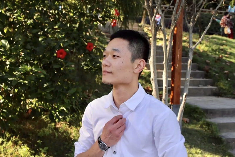 落落大方的第一张照片--蓝颜知己交友网