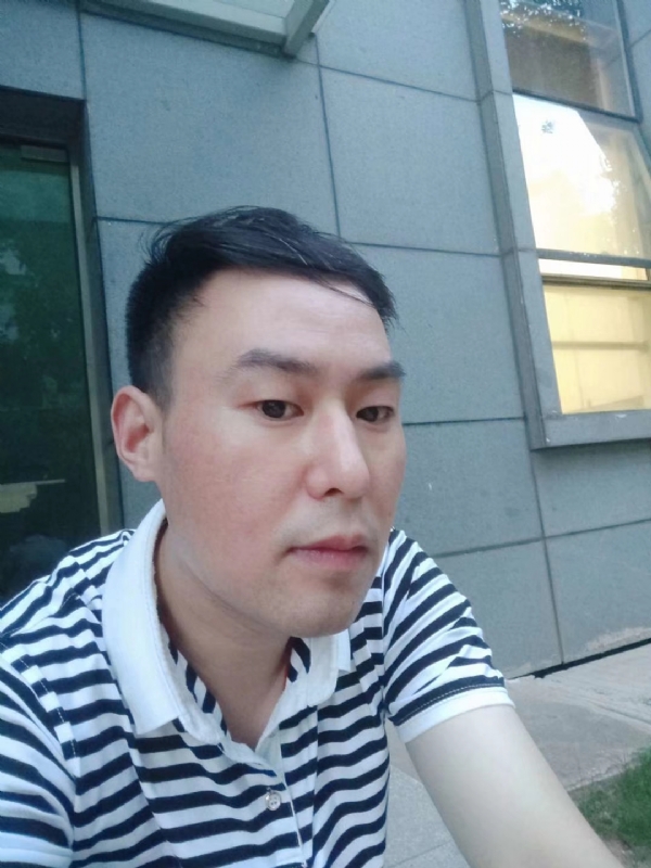 曙光的第一张照片--蓝颜知己交友网