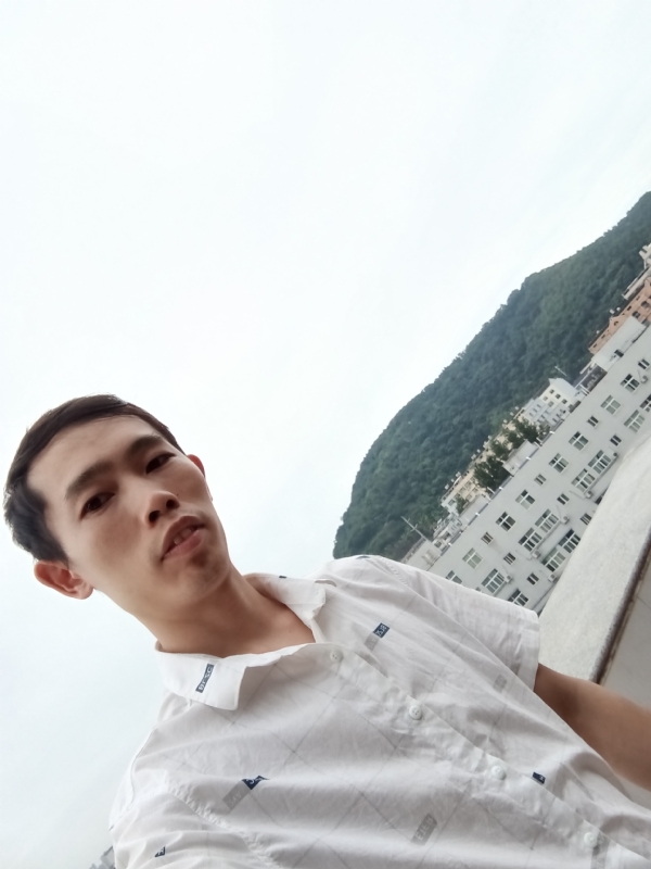 会飞的鱼的第一张照片--蓝颜知己交友网