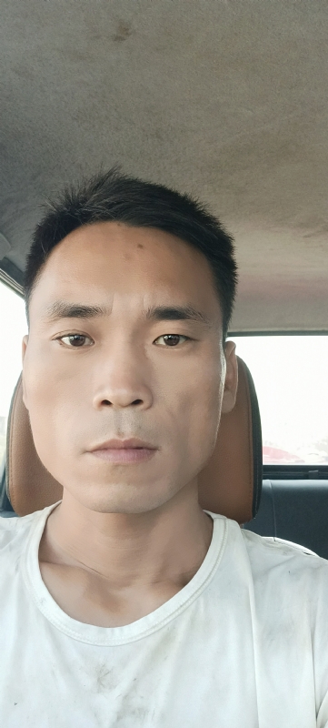 石头的第一张照片--蓝颜知己交友网