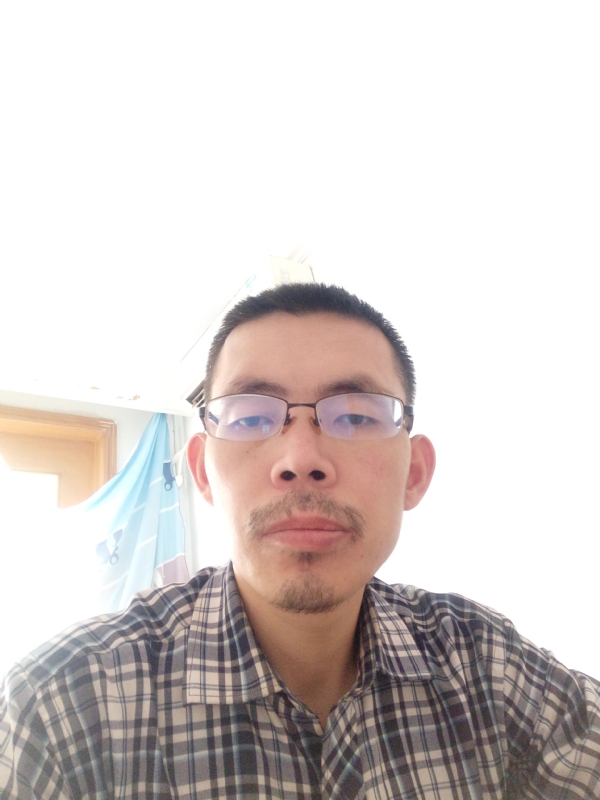 芳华的第一张照片--蓝颜知己交友网