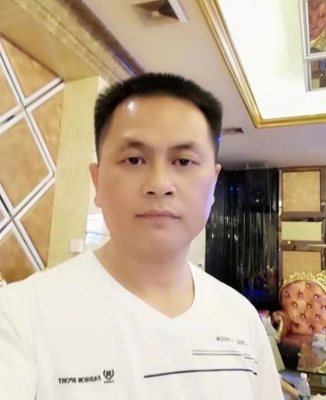 小梁的第一张照片--蓝颜知己交友网