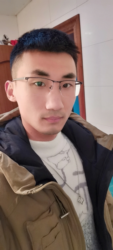 闯红灯吐泡泡的第一张照片--蓝颜知己交友网
