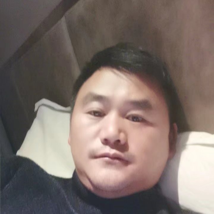 奔跑的第四张照片--蓝颜知己交友网