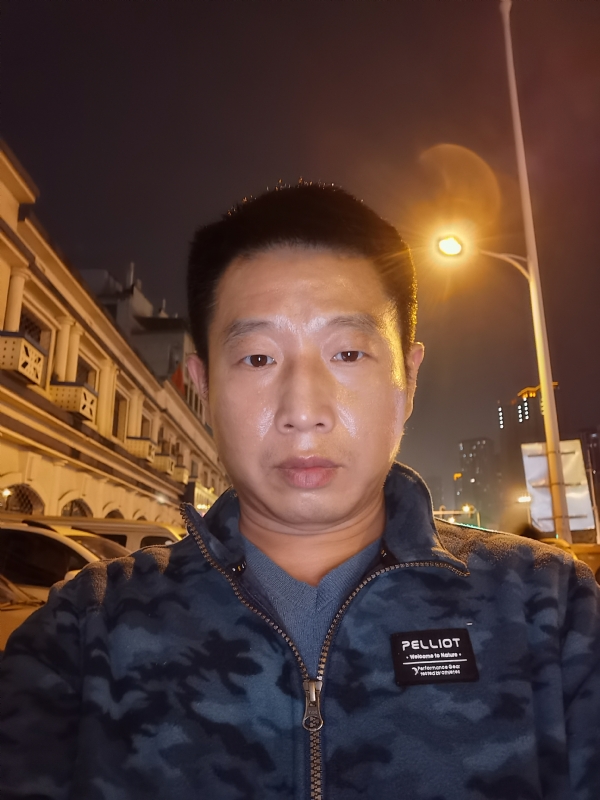 偷偷说的第一张照片--蓝颜知己交友网