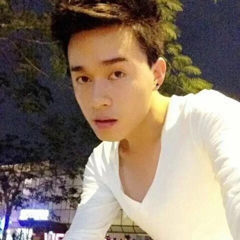 爱与不爱的第一张照片--蓝颜知己交友网