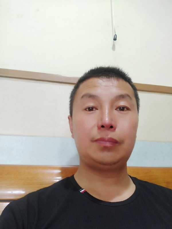 快乐的小鱼儿的第一张照片--蓝颜知己交友网