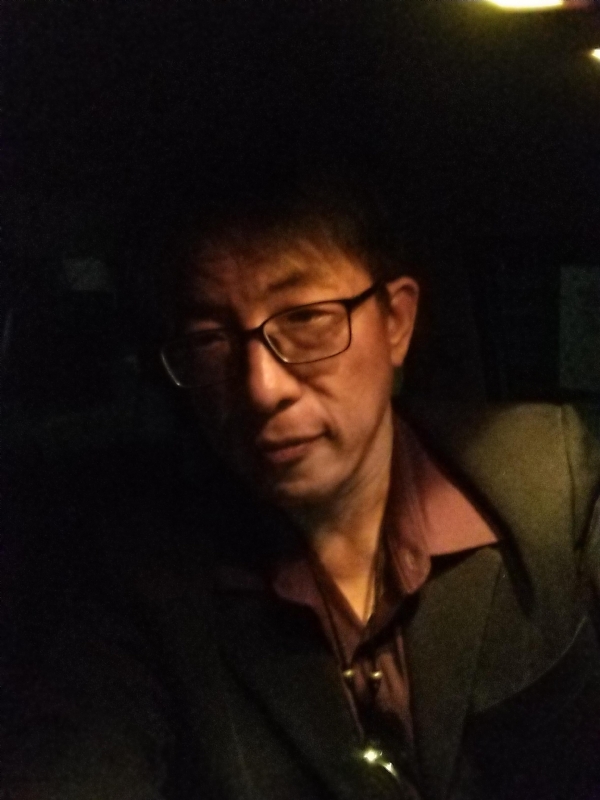 隱姓埋名的第一张照片--蓝颜知己交友网