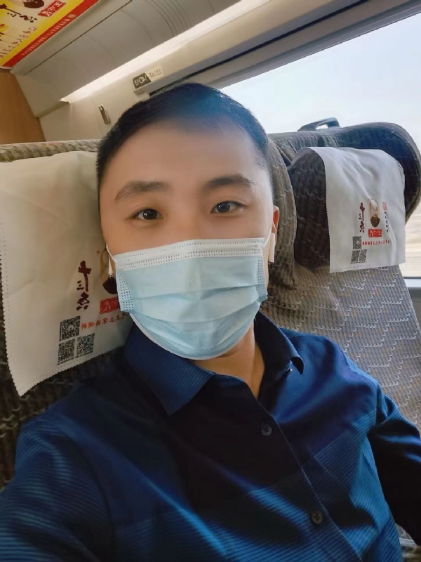 孤独的小屁猪的第二张照片--蓝颜知己交友网