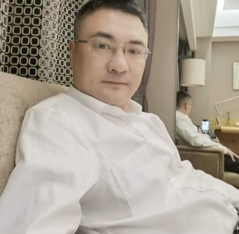 追逐的第二张照片--蓝颜知己交友网