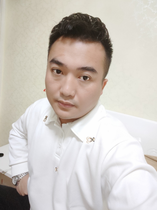 哈哈先生的第三张照片--蓝颜知己交友网