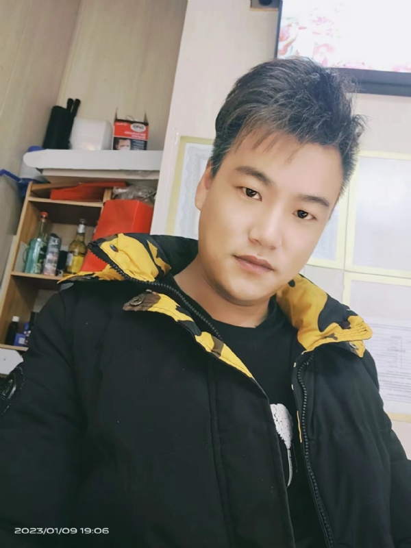 孤酒枕愁眼眠的第一张照片--蓝颜知己交友网