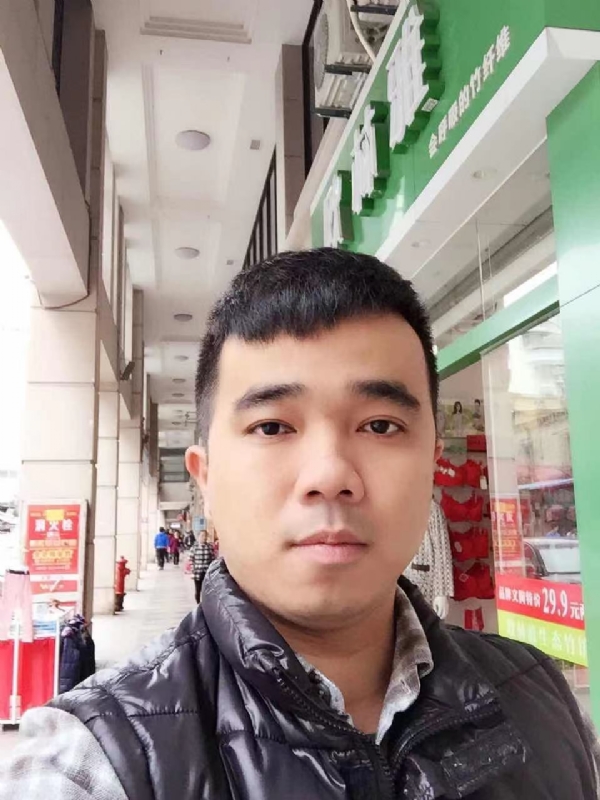 小小怪兽的第一张照片--蓝颜知己交友网