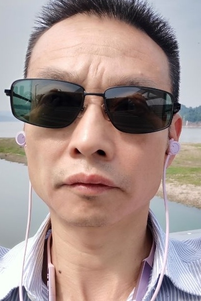 猪哥哥的第三张照片--蓝颜知己交友网