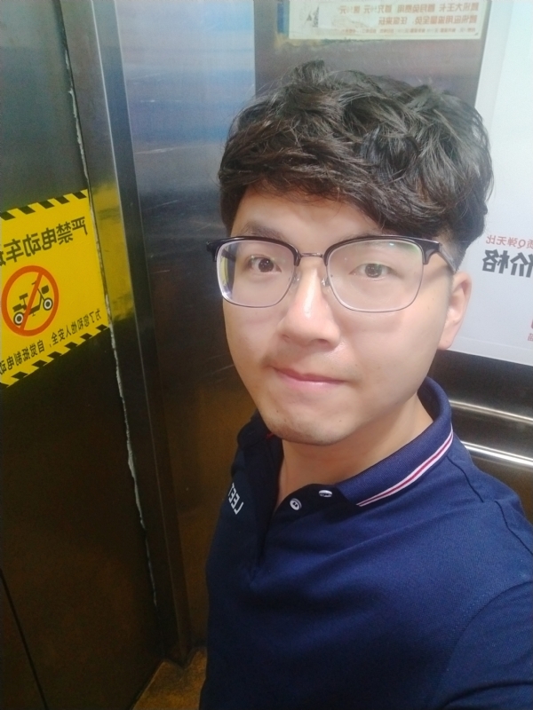 H先生的第二张照片--蓝颜知己交友网