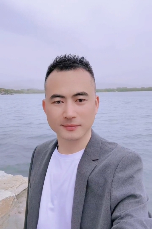 一往情深的第一张照片--蓝颜知己交友网