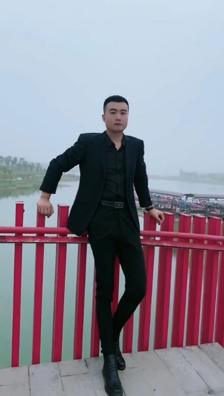 Albert的第二张照片--蓝颜知己交友网