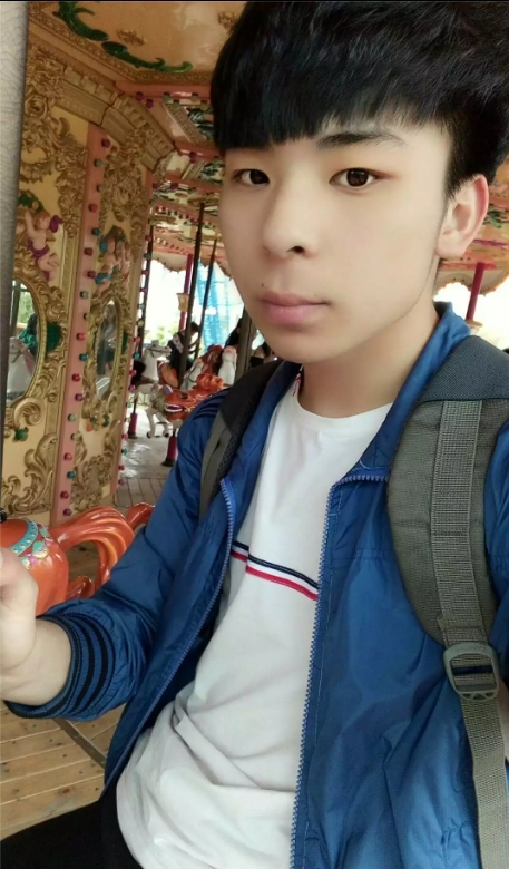 他她它的第一张照片--蓝颜知己交友网