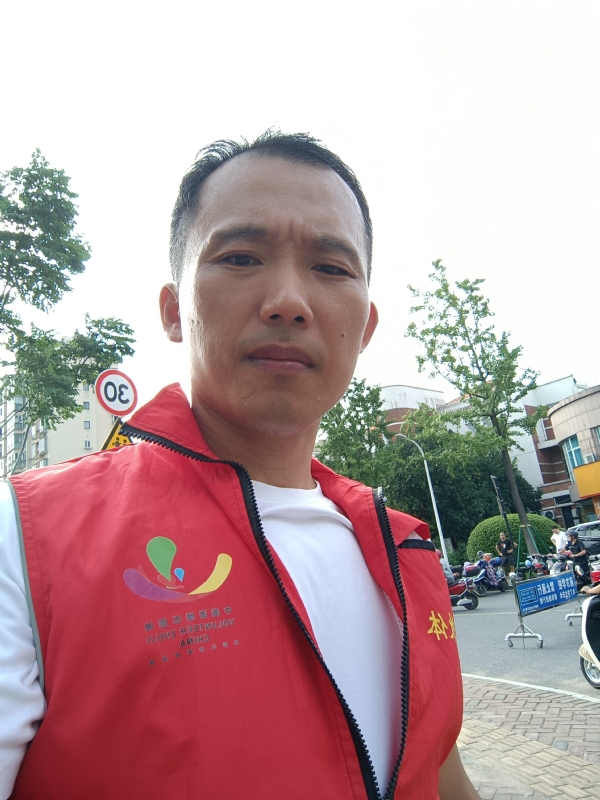 难遇难求的第一张照片--蓝颜知己交友网