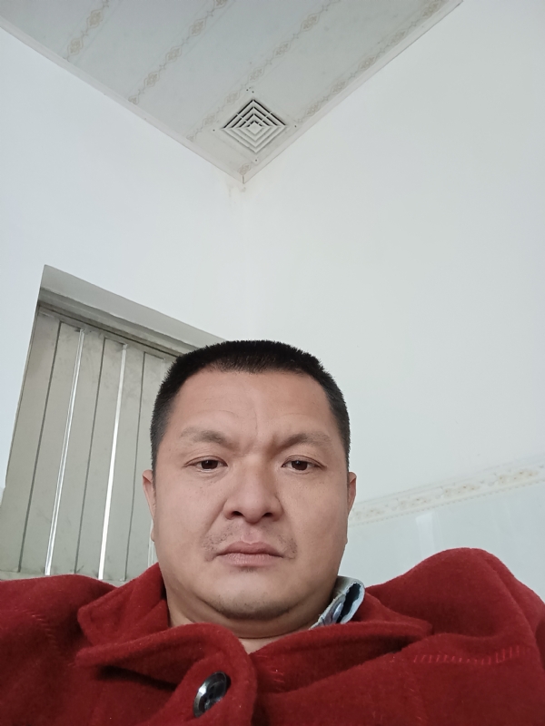 兰成龙的第一张照片--蓝颜知己交友网