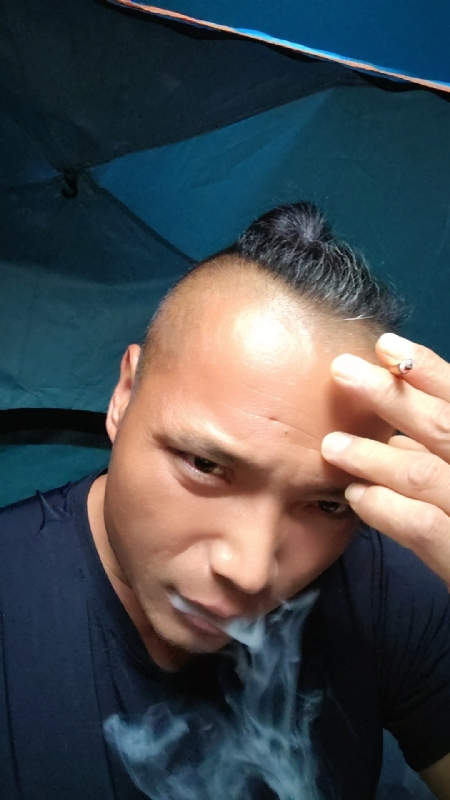 伯爵的第四张照片--蓝颜知己交友网