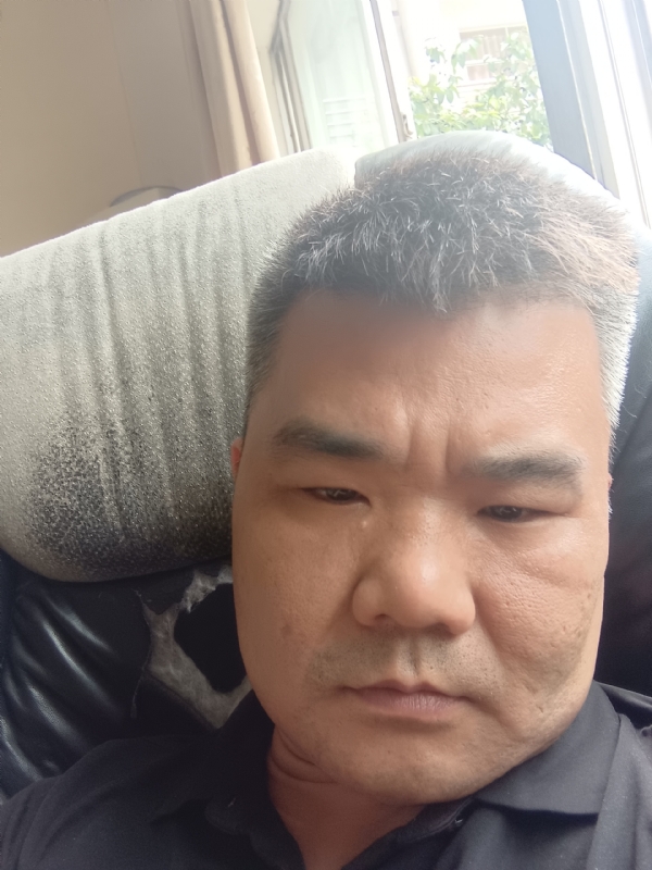 路人的第一张照片--蓝颜知己交友网