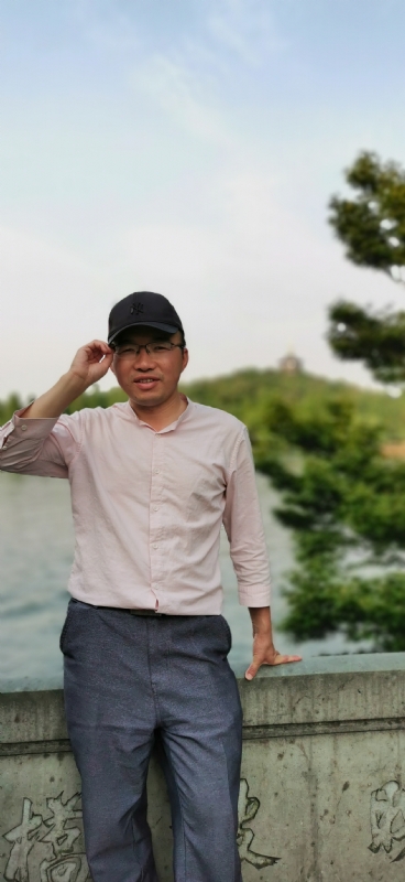 大叔有点忙的第三张照片--蓝颜知己交友网