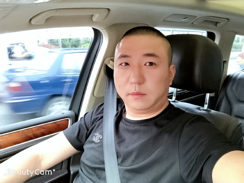 路人甲的第一张照片--蓝颜知己交友网