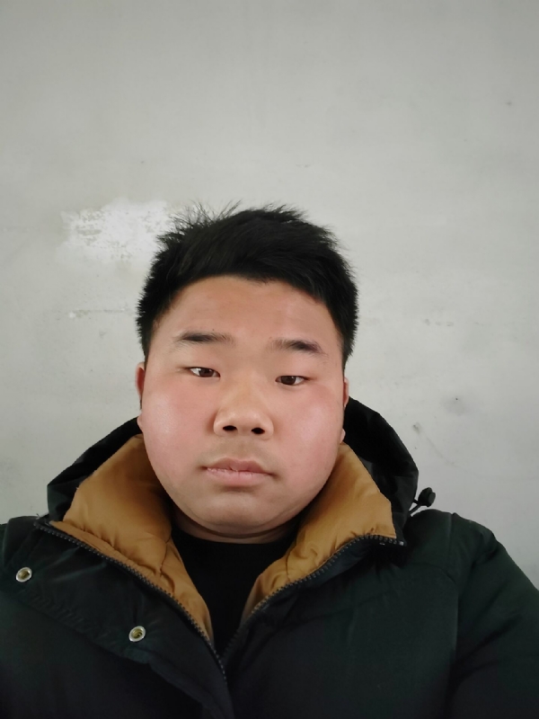 精神饱满的第五张照片--蓝颜知己交友网