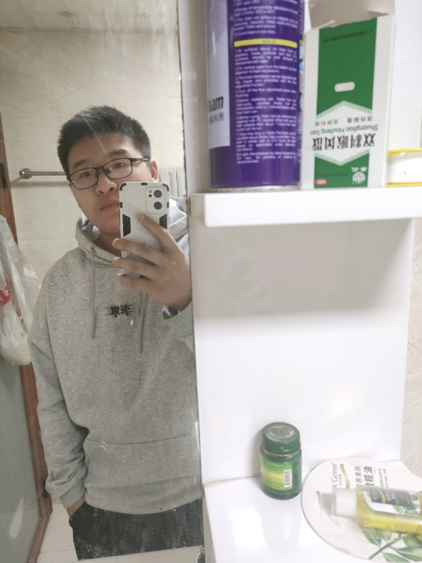 乌鸦坐飞机的第一张照片--蓝颜知己交友网