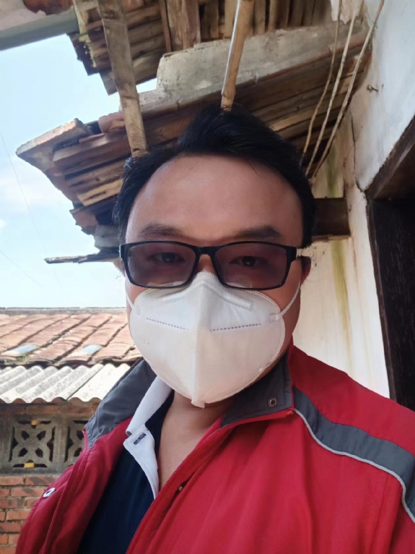 如影随形的第一张照片--蓝颜知己交友网
