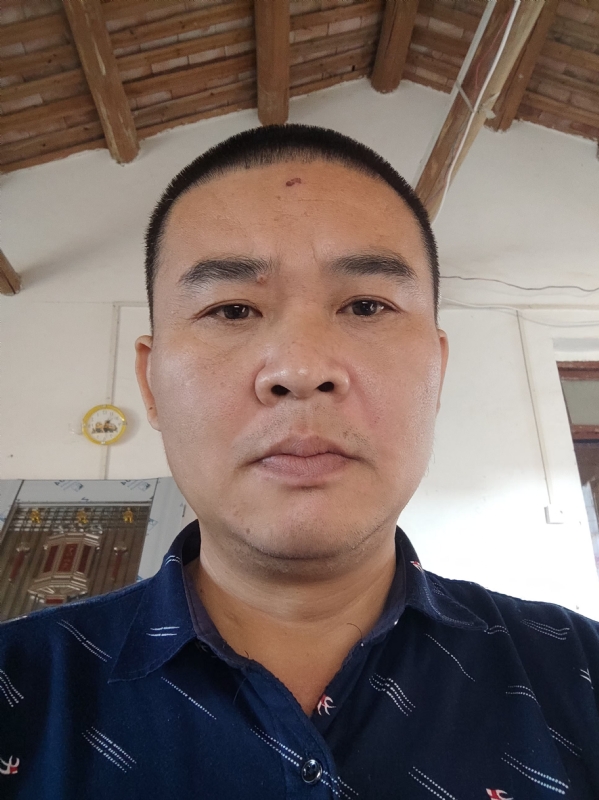 破碎的第一张照片--蓝颜知己交友网