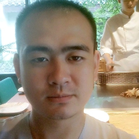 中天的第一张照片--蓝颜知己交友网