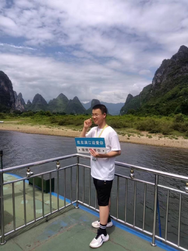 决胜时刻的第三张照片--蓝颜知己交友网