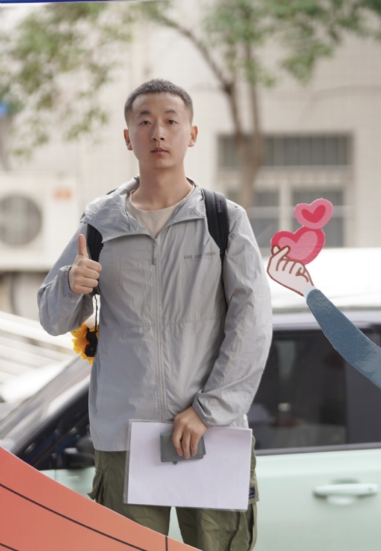 当下的第一张照片--蓝颜知己交友网
