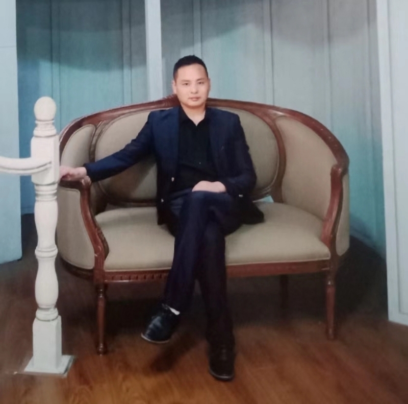 龙行天下的第二张照片--蓝颜知己交友网