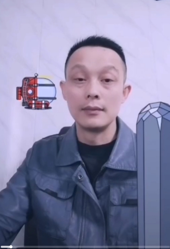 易进的第三张照片--蓝颜知己交友网