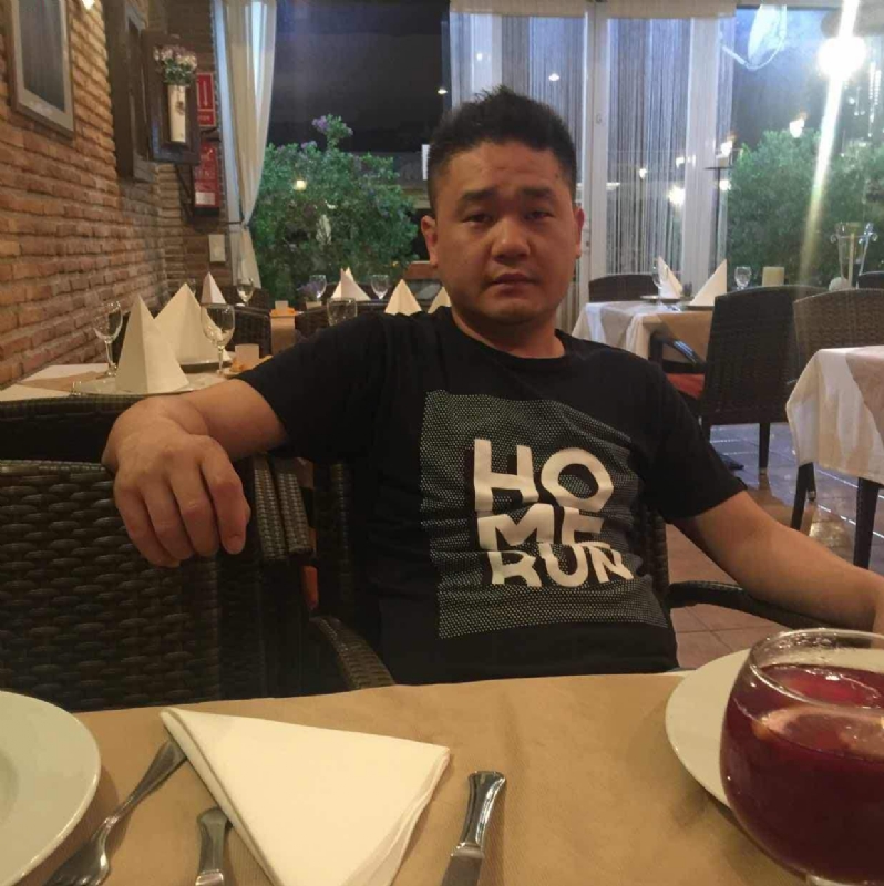 海外游子的第二张照片--蓝颜知己交友网